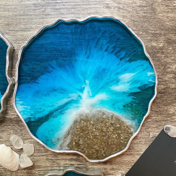 Resin Beach Coaster, Set of 4, handmade - Picture 6 of 10